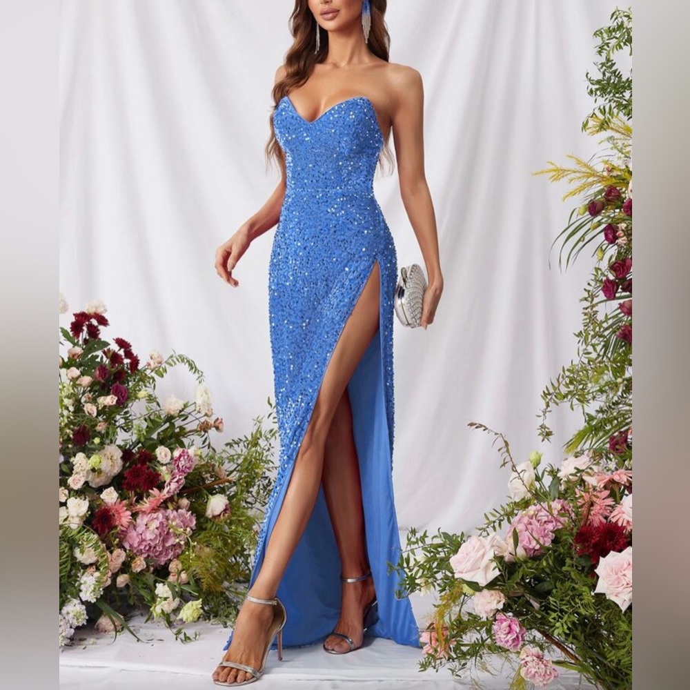 Strapless Sequined Sweetheart Gown in Bright Blue